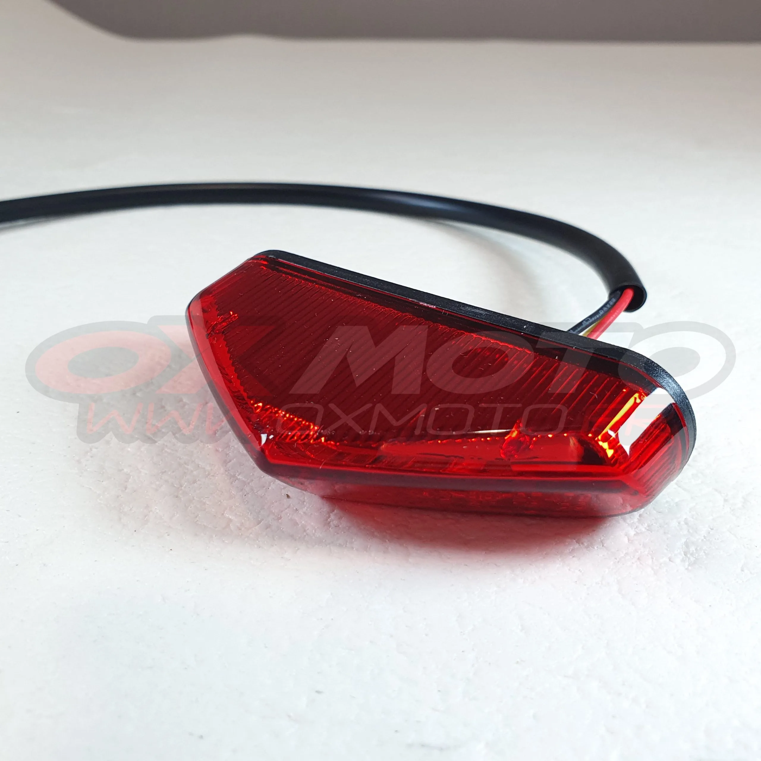 Feu Arrière Beta Origine 3 Feu Arrière Beta Origine – Image 3